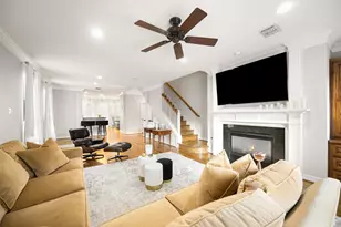 3610 Gillespie St, Dallas, TX 75219 - Photo 3