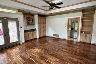 6105 Waterview Dr, Arlington, TX 76016 - Photo 17