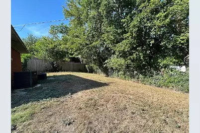 8936 Angleton Place, Dallas, TX 75243 - Photo 15