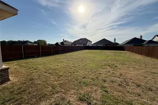 509 Smith Rd, Springtown, TX 76082 - Photo 5