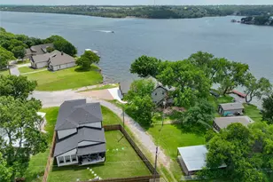 4560 Jackson Bend Ct, Granbury, TX 76049 - Photo 39