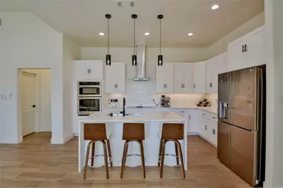 4560 Jackson Bend Court, Granbury, TX 76049 - Photo 11