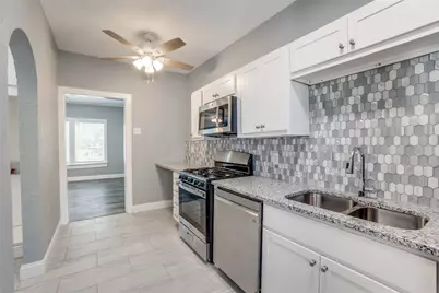 320 W Canty Street #2, Dallas, TX 75208 - Photo 7