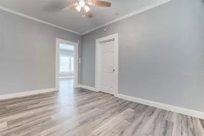 320 W Canty Street #2, Dallas, TX 75208 - Photo 5
