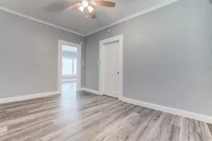 320 W Canty St, Dallas, TX 75208 - Photo 5