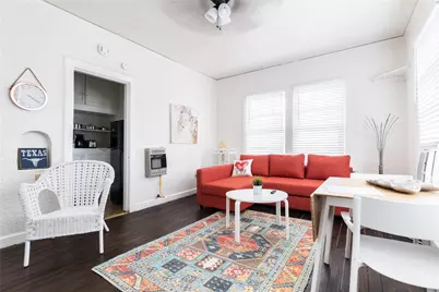 324 W Canty Street #3, Dallas, TX 75208 - Photo 1