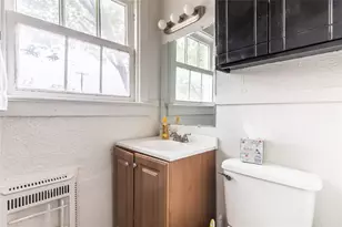 324 W Canty St, Dallas, TX 75208 - Photo 7