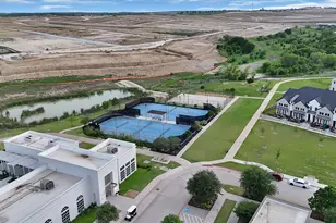 2012 Roundtree Cir E, Fort Worth, TX 76008 - Photo 33