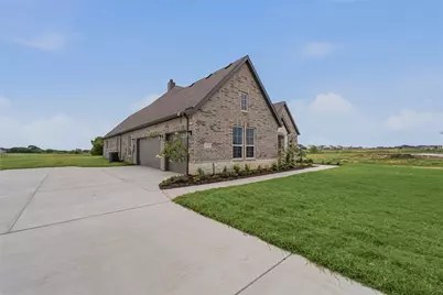 2332 Gypsum Street, Krum, TX 76249 - Photo 3