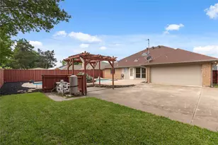 200 Sunny Crest Dr, Murphy, TX 75094 - Photo 33
