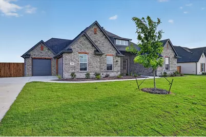 144 Chapowits, Godley, TX 76044 - Photo 1
