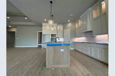 144 Chapowits, Godley, TX 76044 - Photo 5