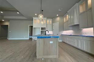 144 Chapowits, Godley, TX 76044 - Photo 5