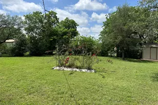 406 S Williams St, Hamilton, TX 76531 - Photo 31