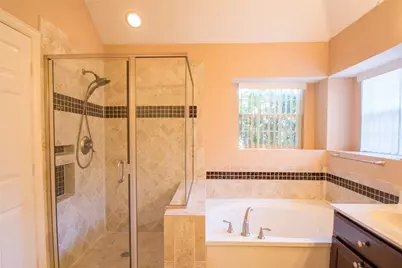 5809 Coldsworth Court, Arlington, TX 76018 - Photo 19