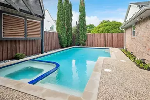 6455 Ridgemont Dr, Dallas, TX 75214 - Photo 33
