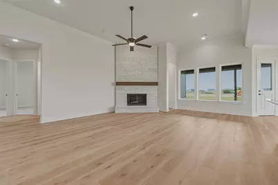 2320 Quartz Street, Krum, TX 76249 - Photo 9