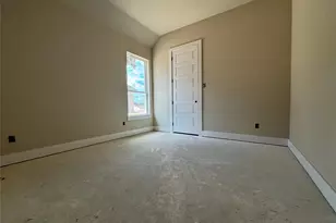 140 Chapowits, Godley, TX 76044 - Photo 11