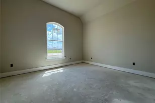 140 Chapowits, Godley, TX 76044 - Photo 13