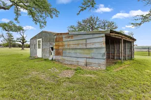 589 County Rd 4150, Clifton, TX 76634 - Photo 37