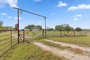 589 County Rd 4150, Clifton, TX 76634 - Photo 13