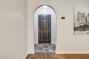 529 Jayellen Ave, Burleson, TX 76028 - Photo 7