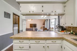 529 Jayellen Ave, Burleson, TX 76028 - Photo 19