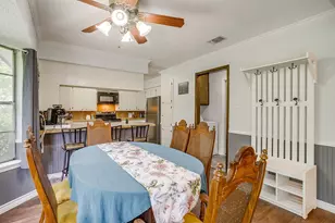 529 Jayellen Ave, Burleson, TX 76028 - Photo 13