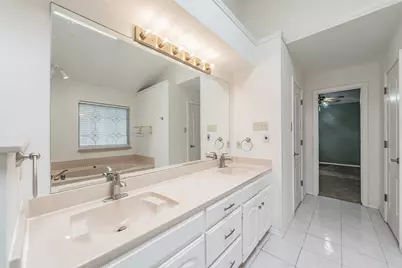 702 Jonathan Drive, Euless, TX 76040 - Photo 25