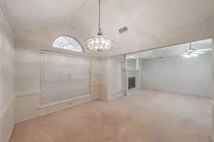 702 Jonathan Dr, Euless, TX 76040 - Photo 7