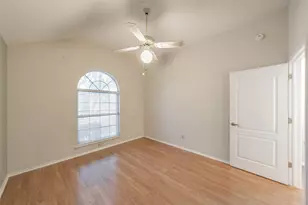 702 Jonathan Dr, Euless, TX 76040 - Photo 31