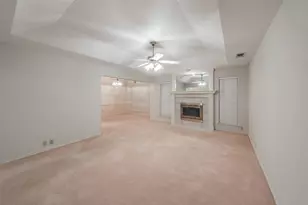 702 Jonathan Dr, Euless, TX 76040 - Photo 5