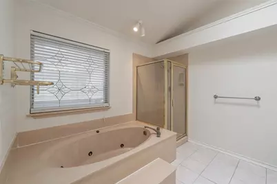 702 Jonathan Drive, Euless, TX 76040 - Photo 23