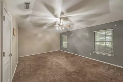 702 Jonathan Drive, Euless, TX 76040 - Photo 21