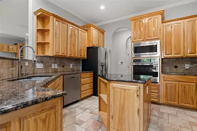 937 Queen Elizabeth Drive, Waco, TX 76657 - Photo 19