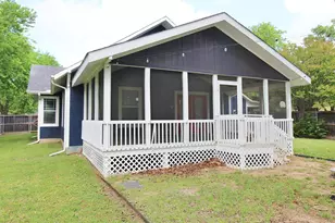 806 Bryson St, Waxahachie, TX 75165 - Photo 33