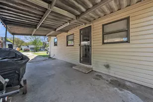 3017 Pueblo Trail, Lake Worth, TX 76135 - Photo 25