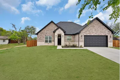 906 N State Street, Decatur, TX 76234 - Photo 1