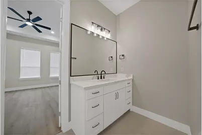 906 N State Street, Decatur, TX 76234 - Photo 25