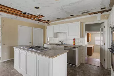 1434 Crownhill Drive, Arlington, TX 76012 - Photo 9