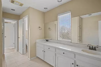 1434 Crownhill Drive, Arlington, TX 76012 - Photo 19