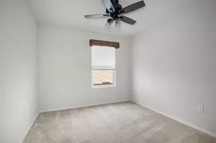 1305 Vernon Dr, Aubrey, TX 76227 - Photo 25