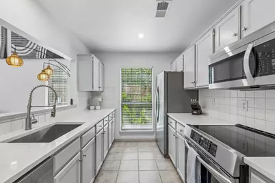 8709 Labron Avenue, Dallas, TX 75209 - Photo 25