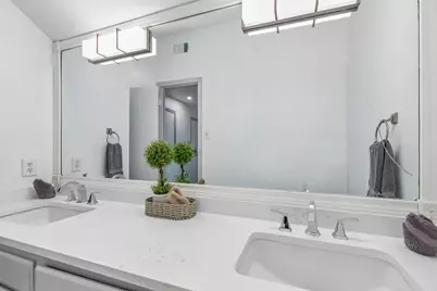 8709 Labron Avenue, Dallas, TX 75209 - Photo 31