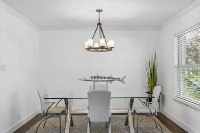 8709 Labron Avenue, Dallas, TX 75209 - Photo 11