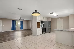 1110 Gifford Dr, Granbury, TX 76048 - Photo 17