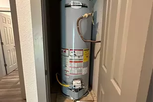 3613 Castleman St, Fort Worth, TX 76119 - Photo 11