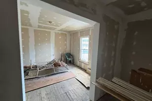 214 Guthrie St, Dallas, TX 75224 - Photo 3