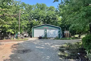 252 Nocona Dr, Nocona, TX 76255 - Photo 3