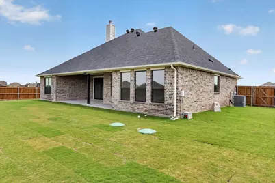136 Chapowits, Godley, TX 76044 - Photo 37